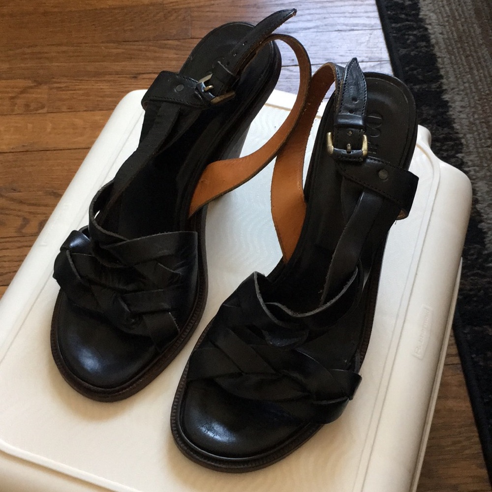 Barneys New York Stappy sandals
